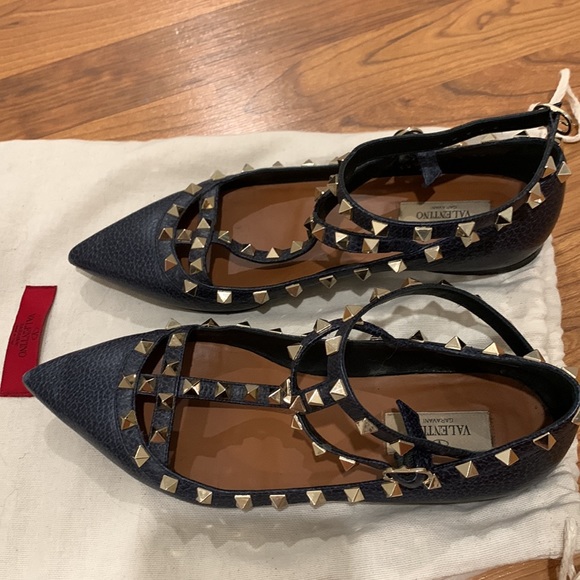 Valentino Rockstud Flats in Denim Color!! These are gorgeous and a rare color. - Picture 2 of 5